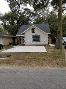 111 E Division St, Pilot Point, TX, 76258