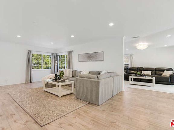 5th image of 4426 San Blas Ave