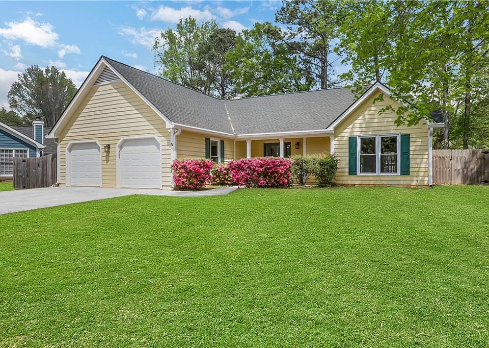 1st image of 4655 Hampton Square Dr