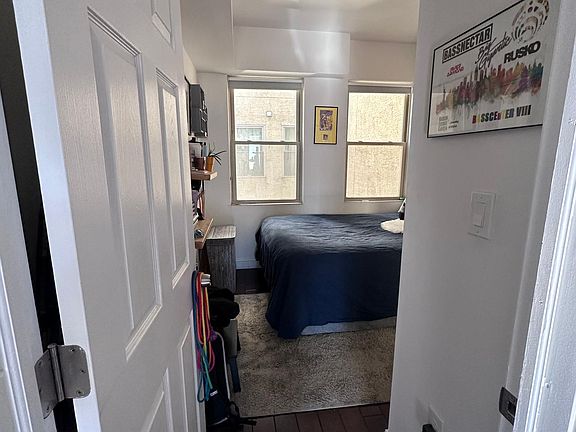 5th image of 1033 Pearl St Floor 2F