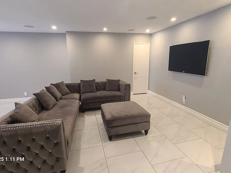 10747 Wilshire Blvd #1103 — Photo 6