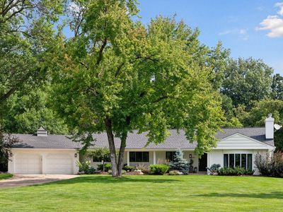 6621 Sally Ln, Edina, MN, 55439