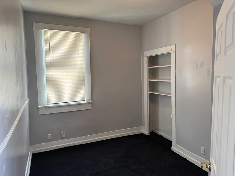 1601 E Market St — Photo 9