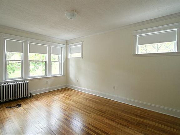 2nd image of 20 Wendell St #2