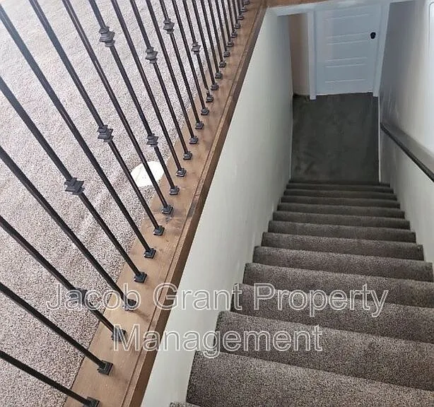 3908 Brighton Cir — Photo 8