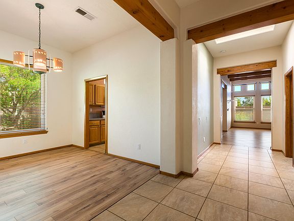 5th image of 4420 Campo De Maiz Rd NW