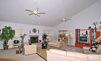 2nd image of 668 E Argonne Dr