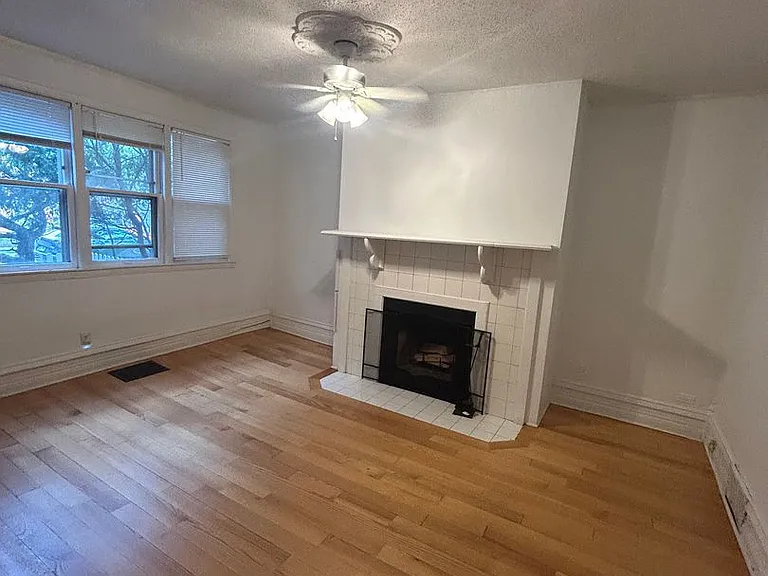 2718 N Wilton Ave #1 — Photo 2