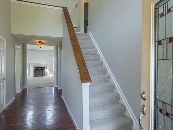 5th image of 1805 Pinecone Ct