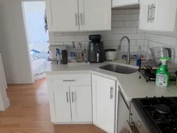 36 Hemenway St #22, Boston, MA 02115