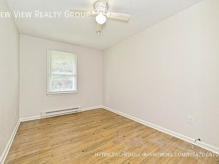 1119 Grady St — Photo 18