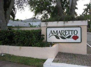 11826 SW 100th St, Miami, FL 33186