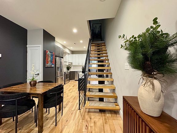 4th image of 1217 Lecount St