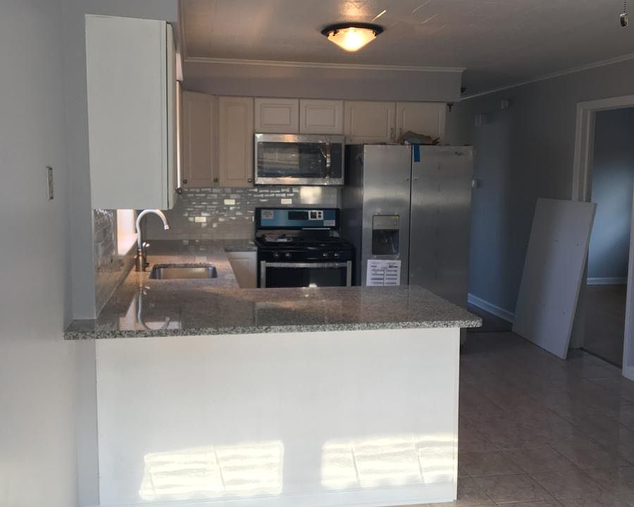 1st image of 2342 N Knox Ave #2