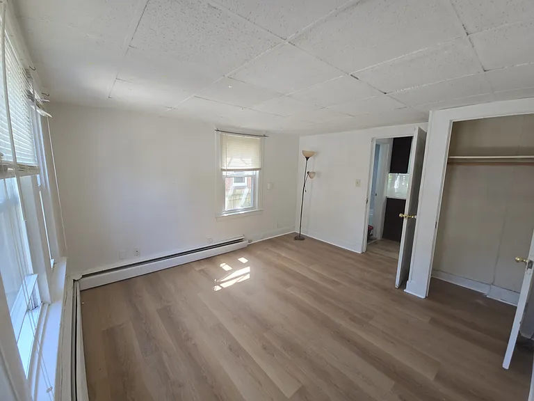 86 Emerson St #1 — Photo 15