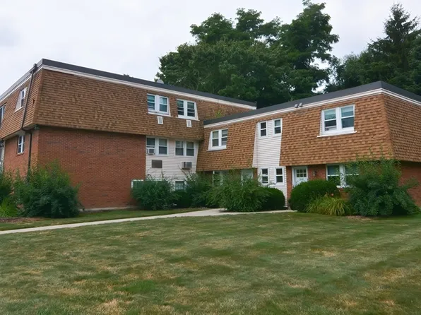 80 Damon Rd APT 3101, Northampton, MA 01060