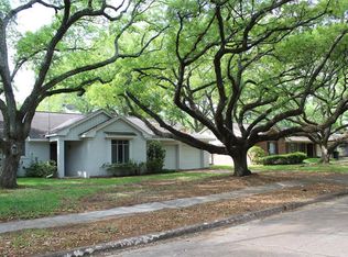 5211 Jackwood St, Houston, TX 77096