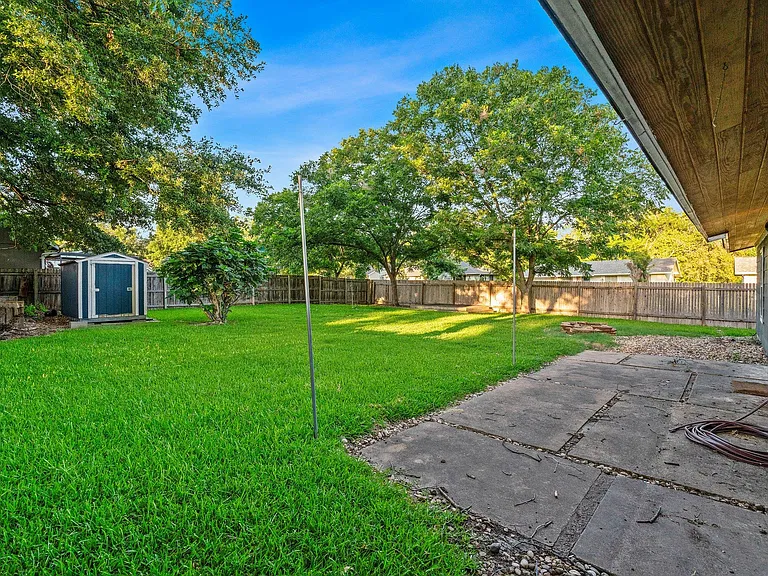 508 Harway Ct — Photo 24