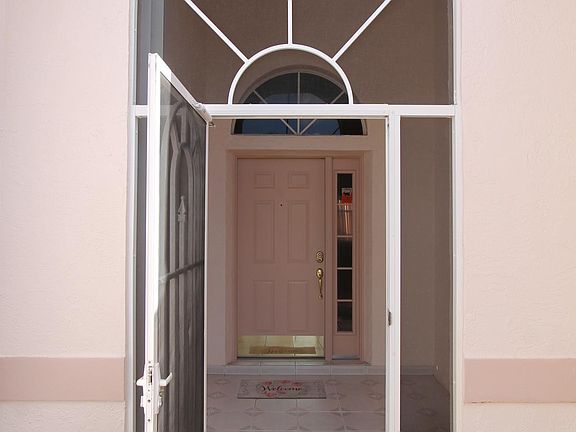 4th image of 4178 Westbourne Cir