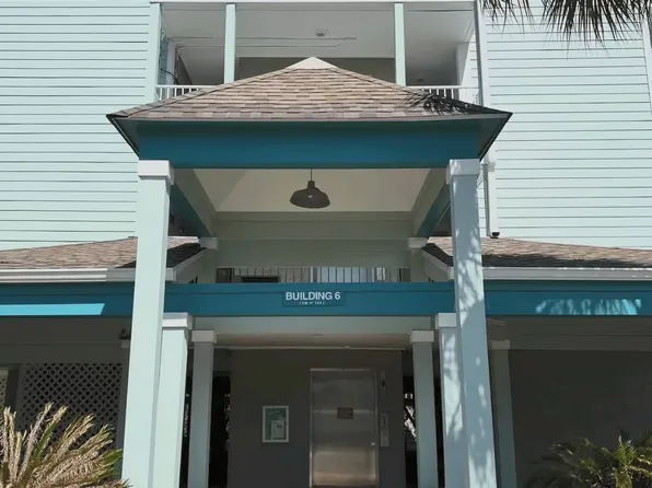 140 W Mariners Cay Dr, Charleston, SC 29412