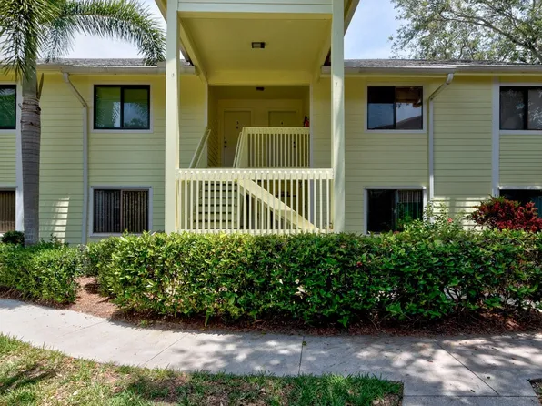 5780 Marina Dr APT 1, Sebastian, FL 32958