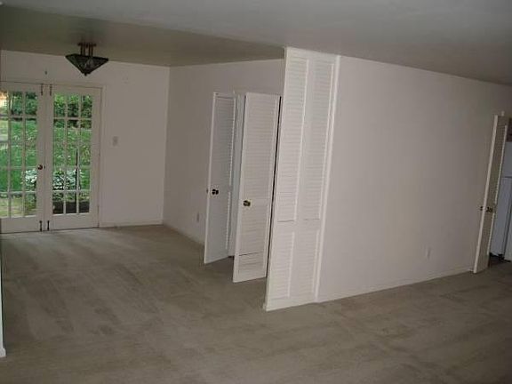 5th image of 4105 Whispering Ln