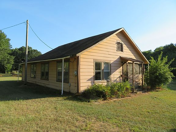 2nd image of 1940 Highway 51 N