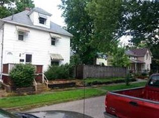 1213 17th St, Moline, IL 61265