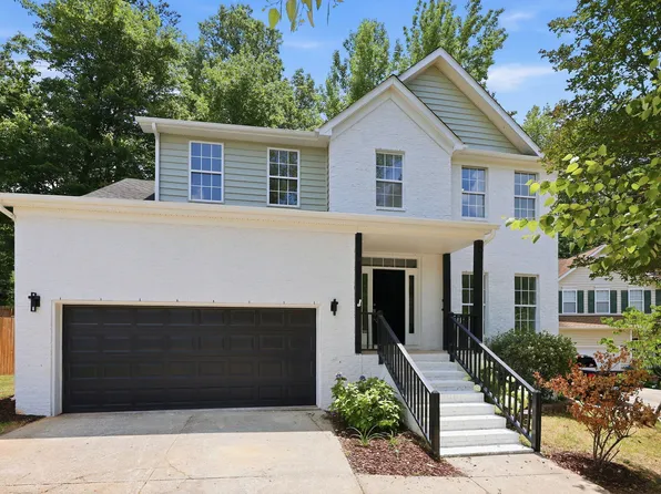209 Minden Ln, Cary, NC 27513