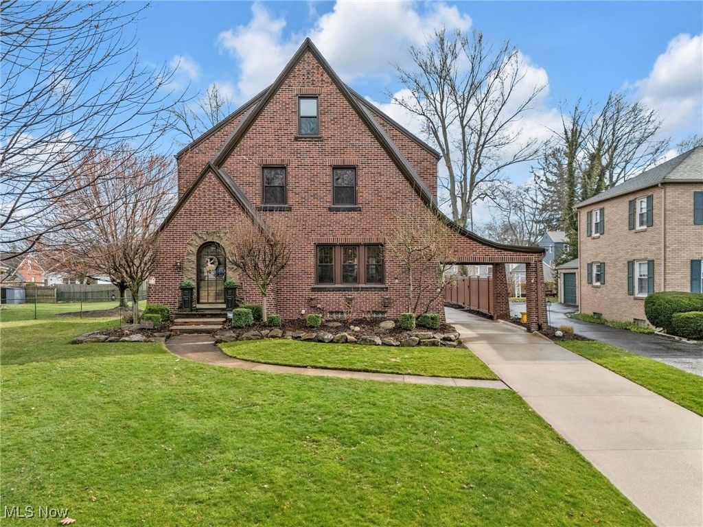 Real estate listing image