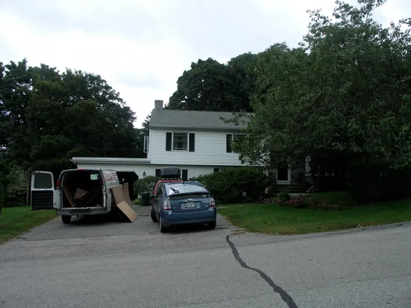 101 Catherine St, Newport, RI 02840