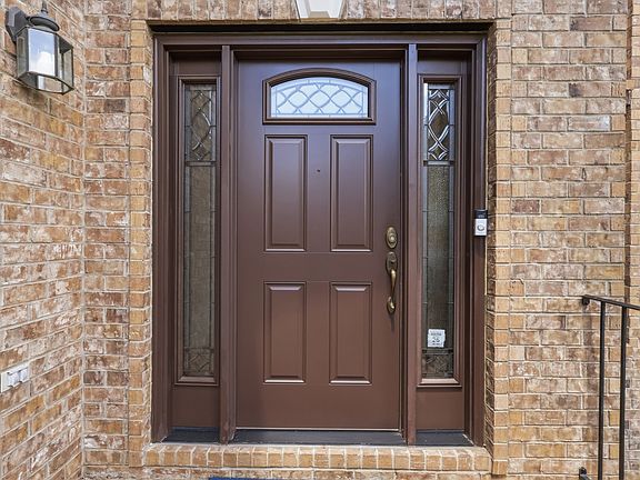 2nd image of 5128 Morningwood Ln