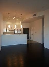 2nd image of 733 S Manhattan Pl Unit 606