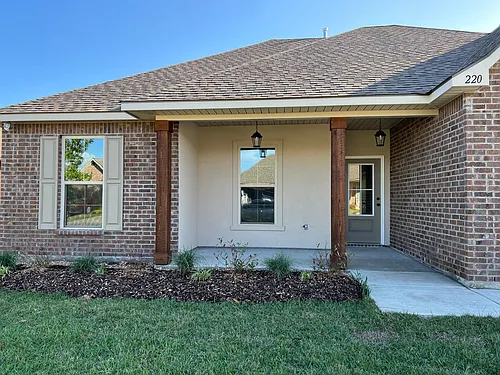 220 Tall Oaks Ln Photo 1