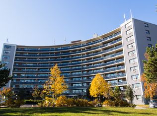2 Triburnham Pl #407, Toronto, ON M9C 3P4