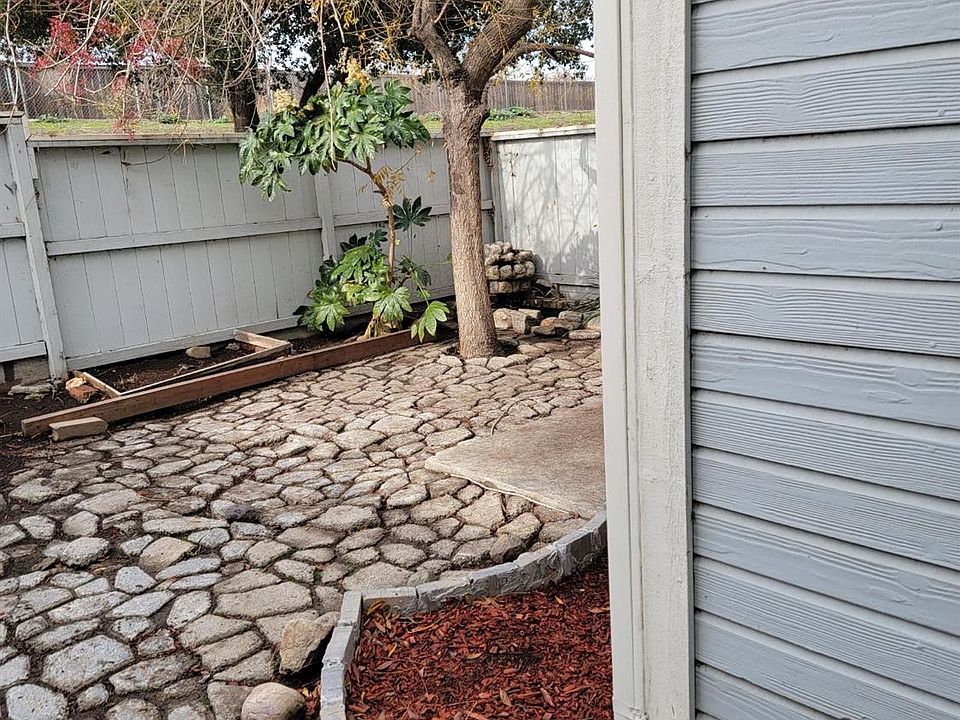 Cavendish Square Condominiums 2930 Driftwood Pl Stockton CA Zillow