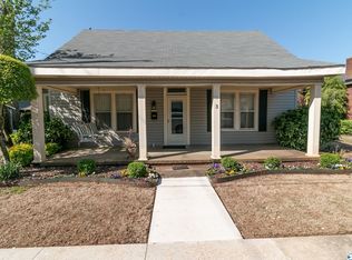 3 Cain St, Decatur, AL 35601