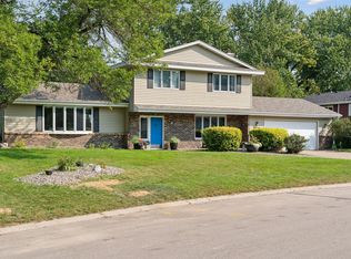 9440 Dakota Rd, Bloomington, MN 55438