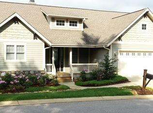 14 Oakhaven Ter, Asheville, NC 28803