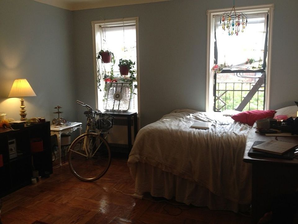 1st image of 35 Tennis Ct APT 5F