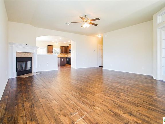 3rd image of 705 Brooklynn Kay Dr