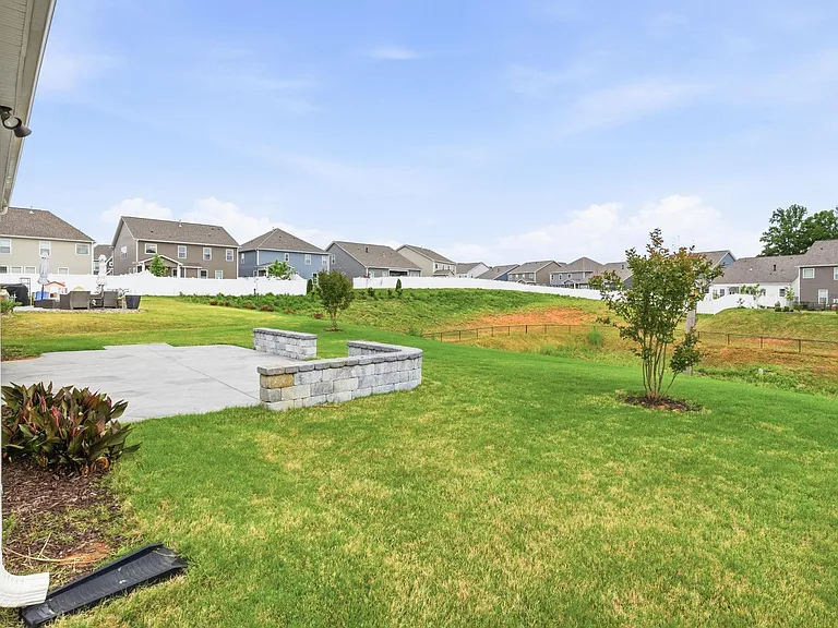 417 Jack Hunter Pl — Photo 40