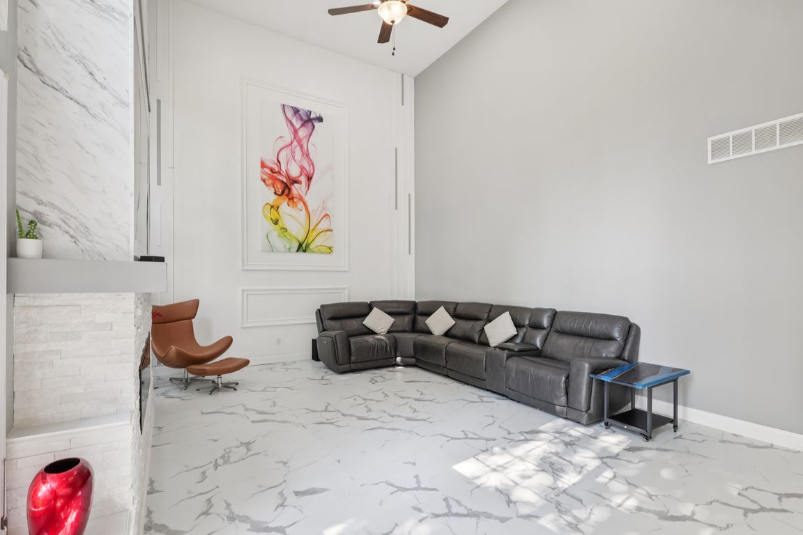 next background image