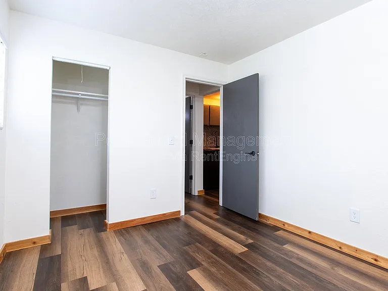 338 N Lorraine Ave — Photo 19