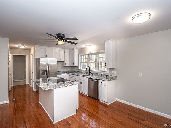3rd image of 1550 Cedar Valley Ln
