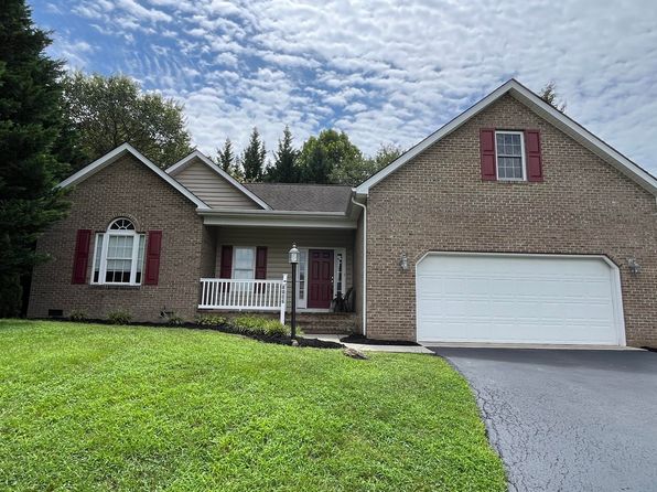 8006 Whittler Ct