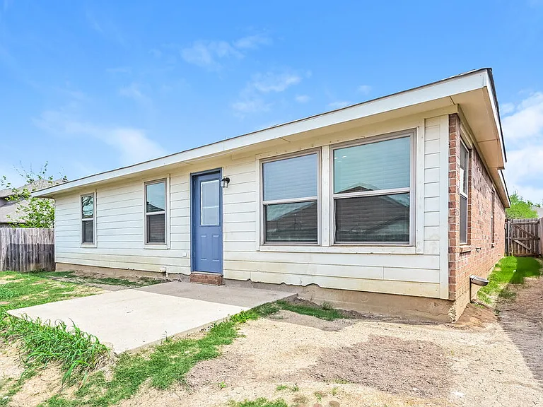 9324 Cynthia Ct — Photo 16