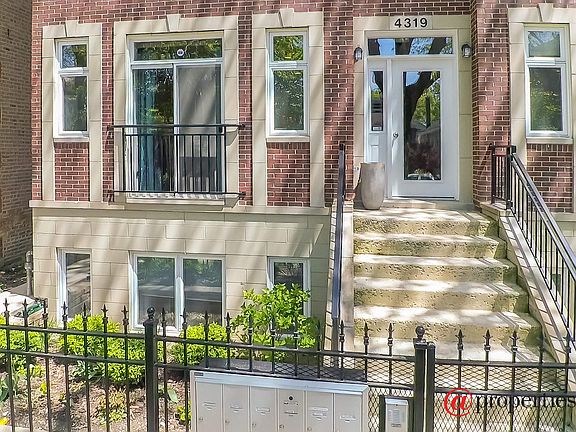 2nd image of 4319 N Richmond St APT 1N