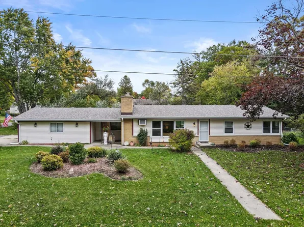 710 South 6th STREET, Silver Lake, WI 53170