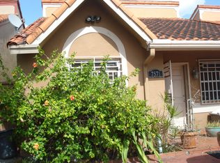 7571 W 29th Way, Hialeah, FL 33018